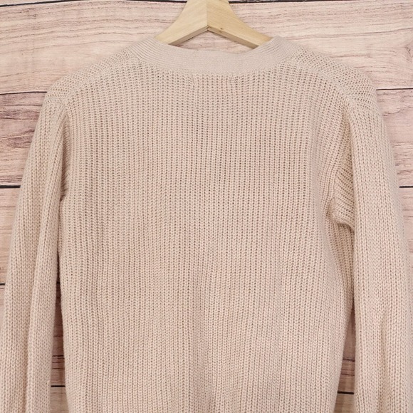 H&M LIGHT PINK LONG SLEEVE CARDIGAN SWEATER WOMENS SIZE 20 - Picture 4 of 6